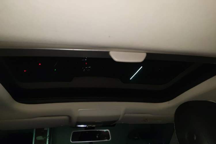 Used Volkswagen Lamando 2019 280TSI DSG Comfort Edition China VI standard
