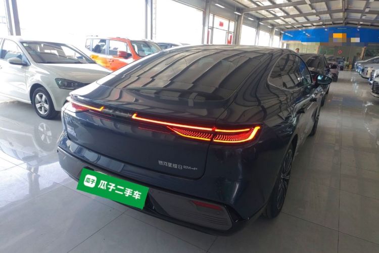 Used Geely Galaxy 8 2025 130km EM-P Starship Edition