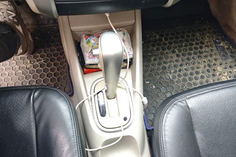 Used Venucia D50 2015 1.6L Automatic Fashion Edition
