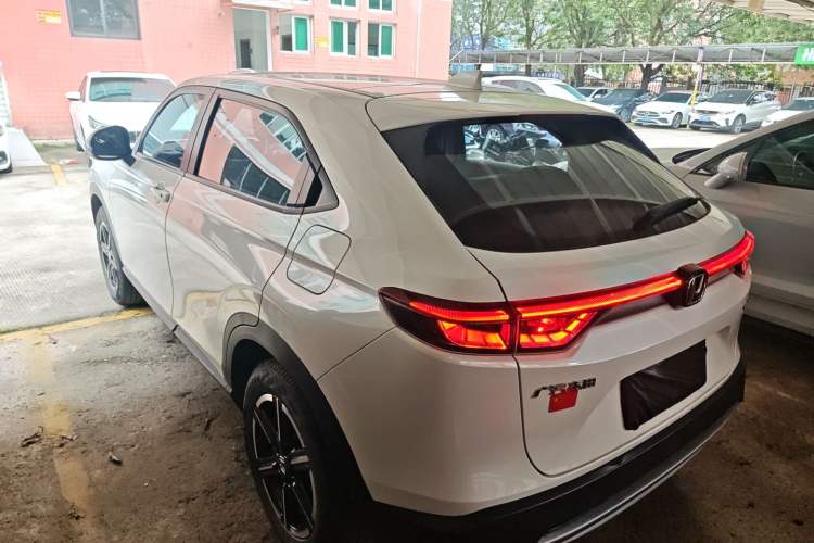 Used Honda Vezel 2023 1.5L CVT Tech Edition
