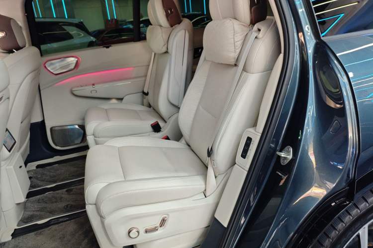 Used Lynk & Co 900 2025 2.0T Ultra Left Rear Seat