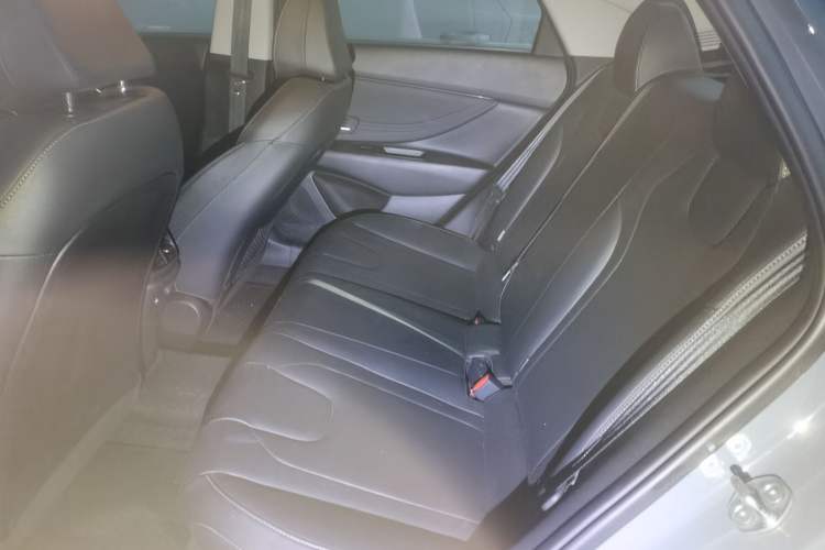 Used Hyundai Elantra 2022 1.5L CVT LUX Prestige Edition