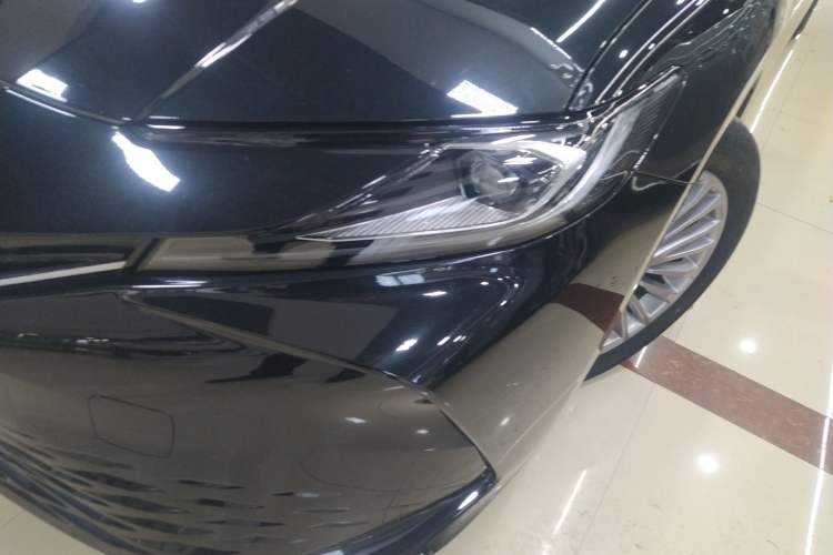 Used Toyota Camry 2024 Dual-Motor 2.0 HE Elite Edition