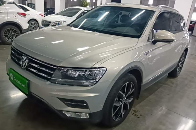 Used Volkswagen Tiguan L 2020 330TSI Automatic Two-Wheel Drive Smart Luxury Edition China VI Standard