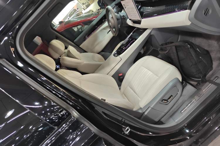 Used Zeekr 009 2022 WE Edition