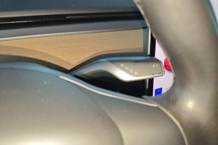 Used Tesla Model 3 2019 Long-Range Rear-Wheel-Drive Version