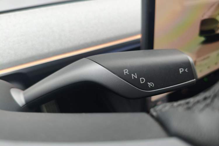 Used Tesla Model Y 2022 Rear-Wheel-Drive Version
