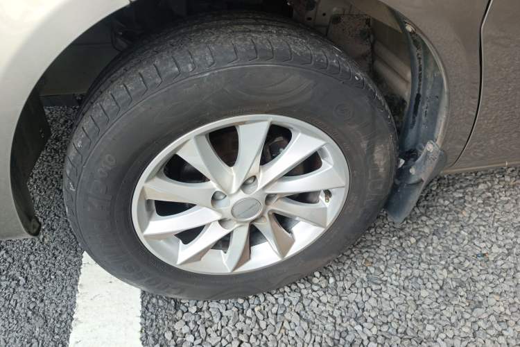 Used FORTHING Lingzhi M5 2022 Standard Edition Luxury 7-Seater