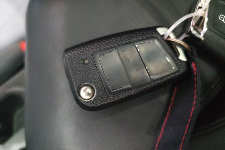 Used Volkswagen Lavida 2023 Revised Version 1.5L Automatic Starry Sky Edition – 5 Million Units Vehicle Key