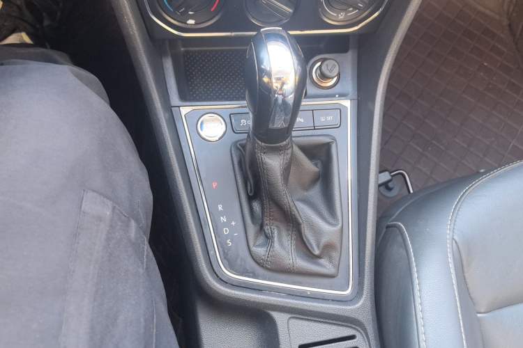 Used Volkswagen Lavida 2017 1.6L Automatic Comfort Edition