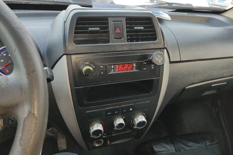 Used Ruichi EC35 2021 EC35 III Long-Range Version 41.86 kWh