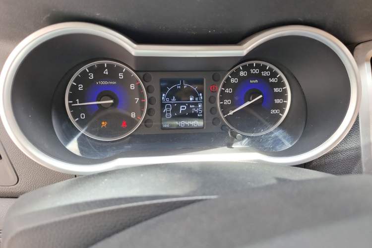 Used Dongfeng Aeolus AX3 2016 1.5L Automatic Zunku Model