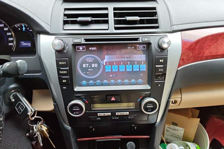 Used Toyota Camry 2013 2.5G Comfort Edition Audio And AC Panel