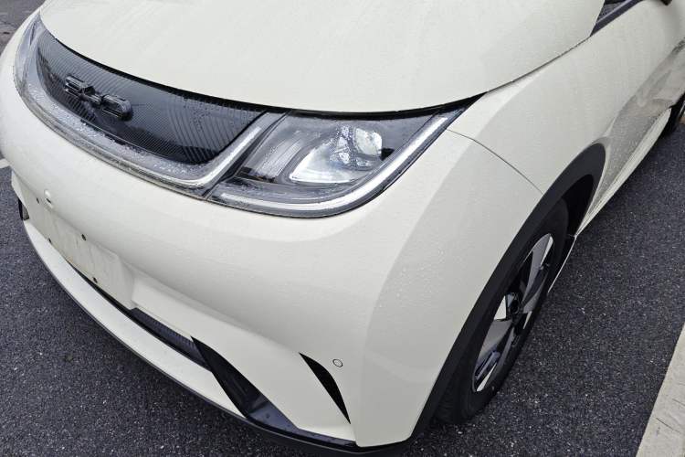 Used BYD Dolphin 2023 420 km Fashion Edition