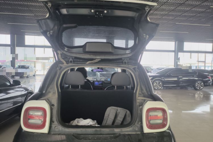 Used ORA Black Cat 2021 351 km Standard Version Trunk