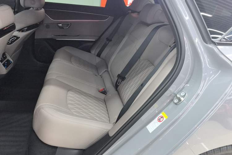 Used BYD Han 2025 EV Intelligent Driving Edition 701KM LiDAR Flagship Model