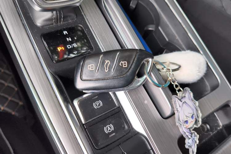 Used Roewe RX5 2020 PLUS 300TGI Automatic Ali National Style Luxury Edition