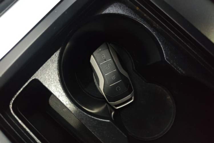 Used BYD Tang 2019 2.0T Automatic SmartConnect Prestige 7-Seater China VI Standard