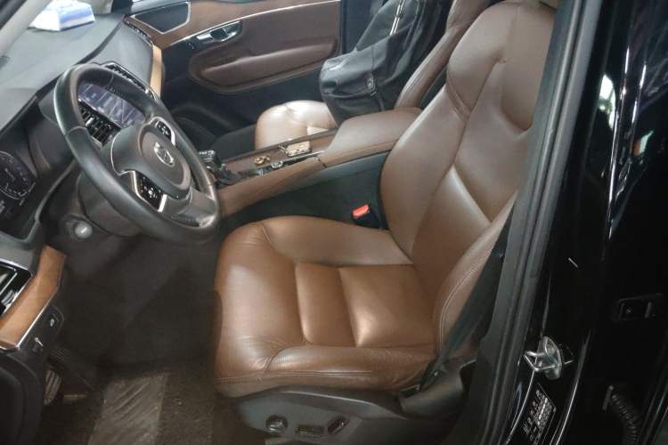 Used Volvo XC90 2019 T6 Zhiyi Edition 7-Seater China VI Standard Left Front Seat