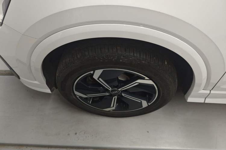 Used Audi Q2L e-tron 2022 Q2L e-tron Pure Electric Smart Enjoyment Model
