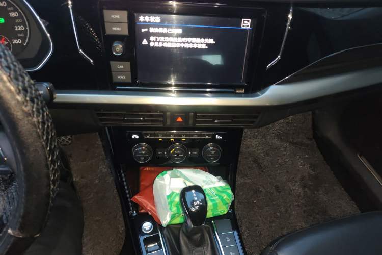 Used Volkswagen Passat New Energy 2019 430 PHEV Hybrid Elite Edition Audio And AC Panel