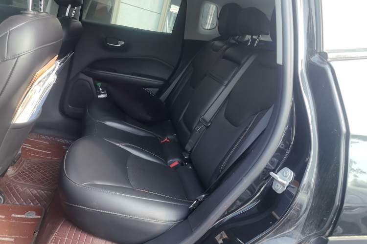 Used Jeep Compass 2017 200T Automatic Family Edition