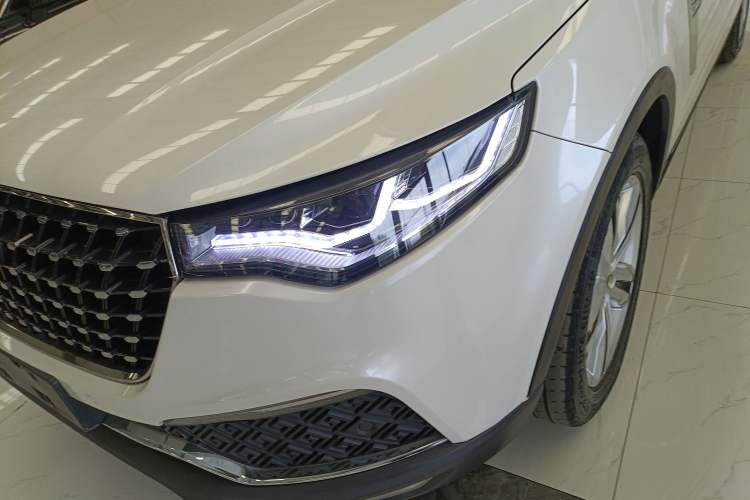 Used Zotye T700 2017 1.8T Dual-Clutch Prestige Model