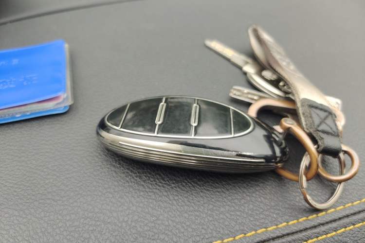 Used Bestune T77 2020 PRO 280 TID Automatic Luxury Model Vehicle Key