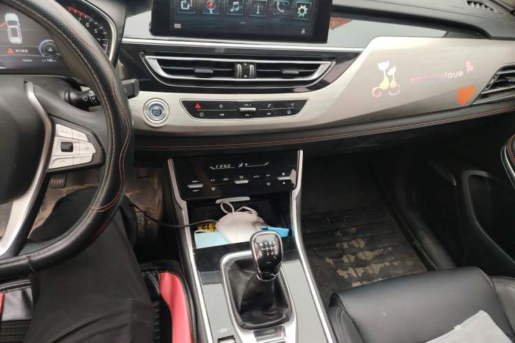 Used CHANGAN CS75 2020 280T Manual Elite Version China VI Standard
