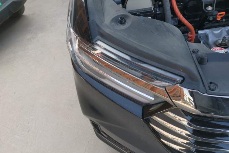 Used Honda Odyssey 2024 2.0L eHEV Sharp & Enjoy Edition Right Front Headlight