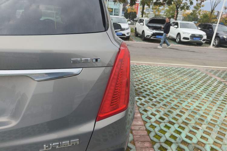 Used Cadillac XT5 2018 28T Four-Wheel Drive Tech Model