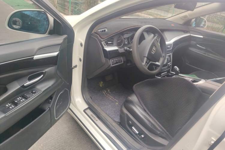 Used Geely Auto Emgrand GT 2015 1.8T Comfort Model