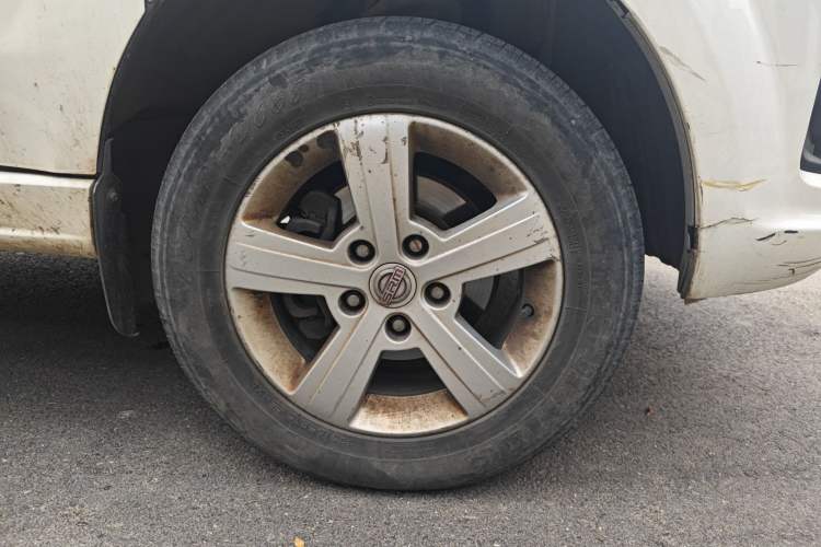 Used Jinbei Gold Hiace 2021 1.6L Box Van Engineering Lion 2-Seater
