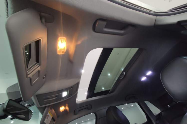 Used Audi A3 2018 30th Anniversary Edition Sportback 35 TFSI Fashion Model
