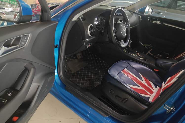 Used Audi A3 2015 Sportback 35 TFSI Millionth Anniversary Comfort Model
