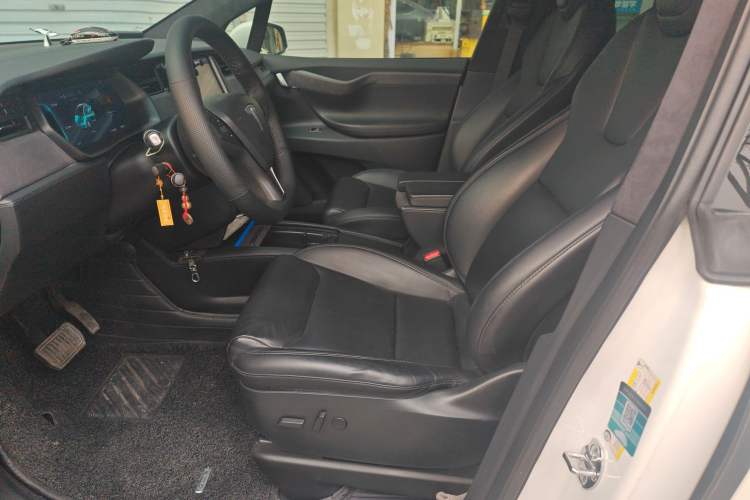 Used Tesla Model X 2020 Long-Range Upgrade Version
