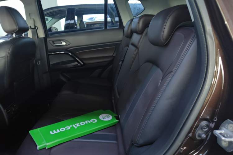 Used GAC Trumpchi GS4 2018 235T Automatic Two-Wheel Drive Luxury Smart Connectivity Version Left Rear Seat