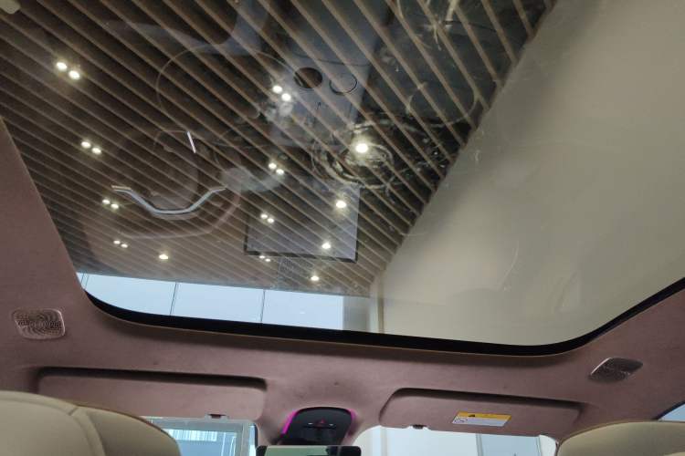 Used Avatr 07 2024 Ultra Range-Extended Four-Wheel Drive Headliner