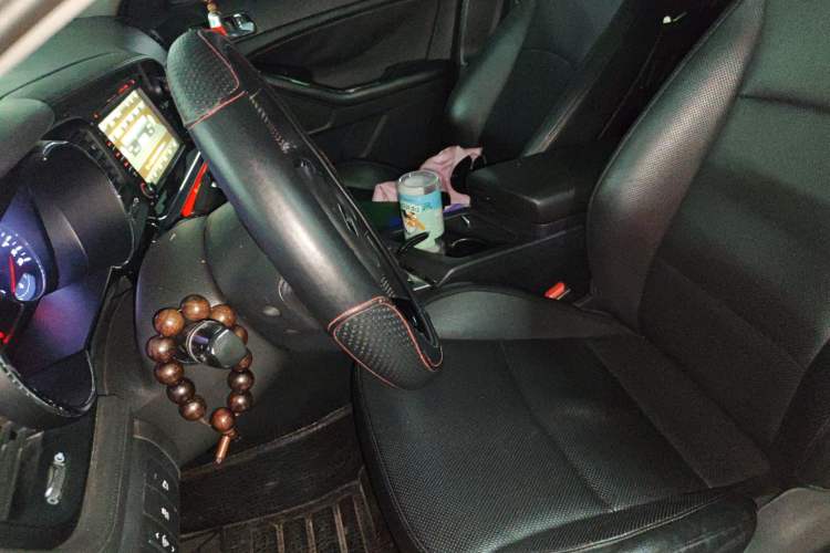 Used Kia K5 2014 2.0L Automatic LUXURY Left Front Seat