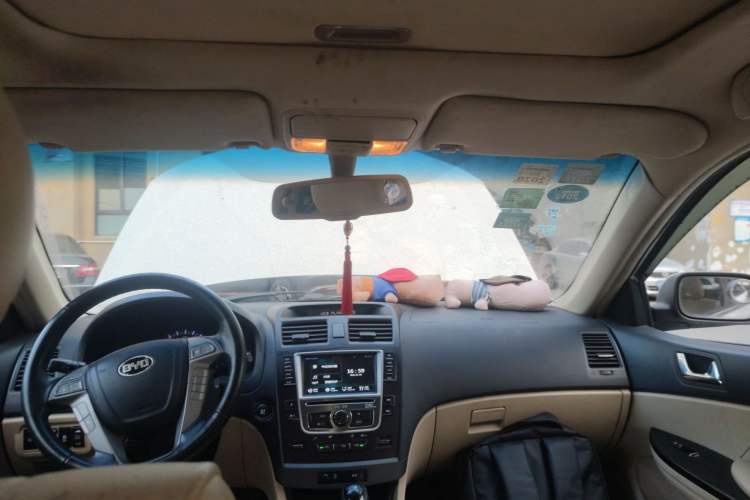 Used BYD G6 2013 1.5TID Automatic Luxury Model
