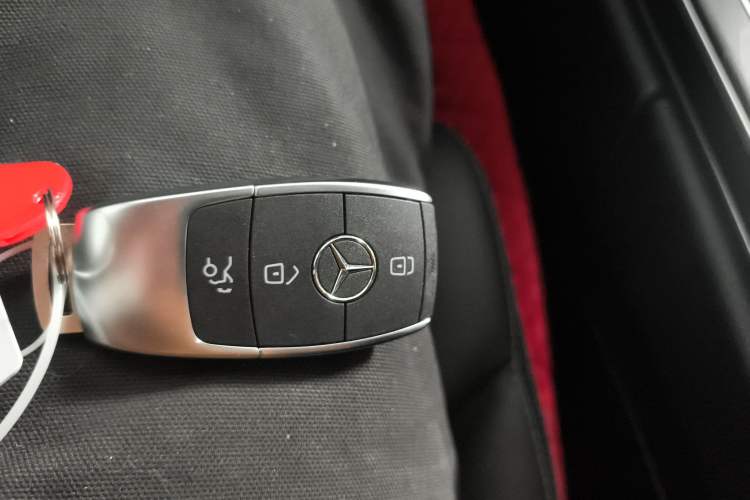 Used Mercedes-Benz C-Class 2021 C 200 L Fashion Edition Sport Version
