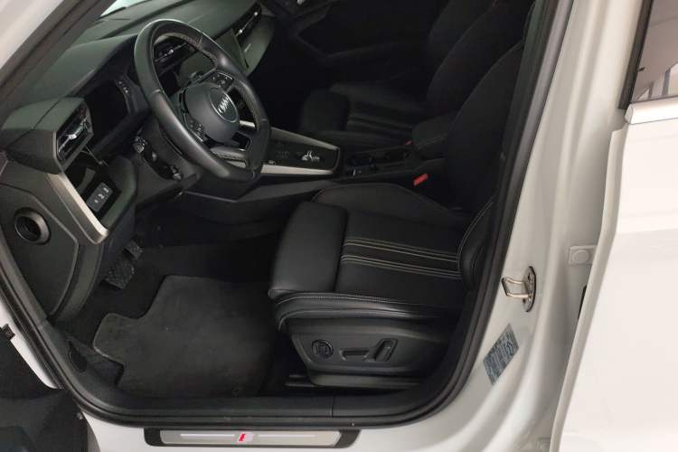 Used Audi A3 2022 Sportback 35 TFSI Fashionable Sports Model Left Front Seat