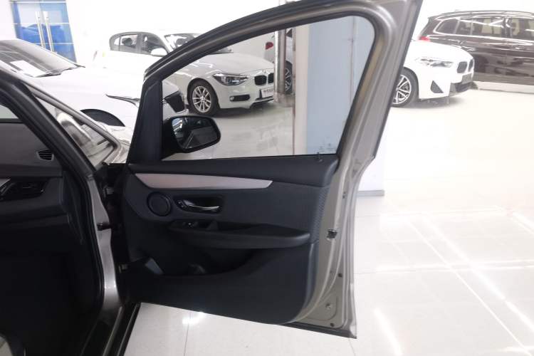 Used BMW 2 Series Gran Tourer 2015 218i Leading Model
