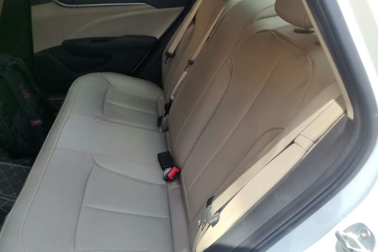 Used Buick GT 2019 15T Dual-Clutch Connected Elite Model China VI