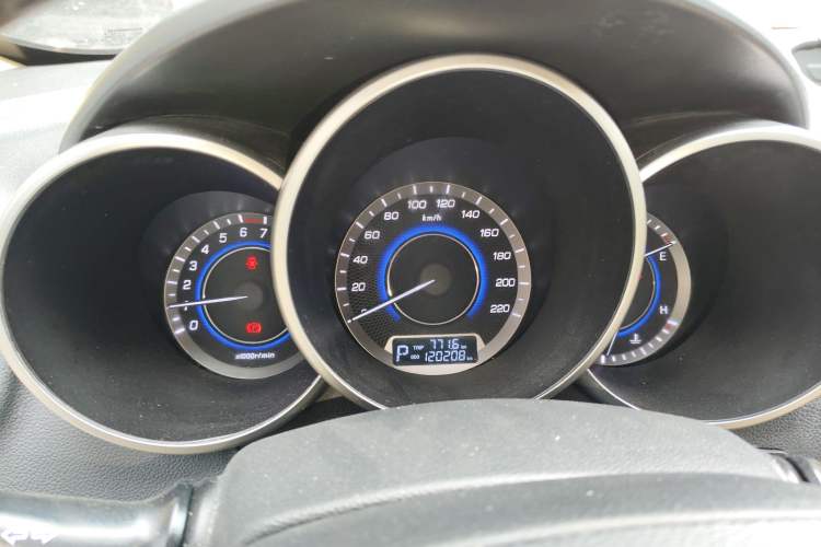 Used CHANGAN Eado 2015 1.6L Automatic Luxury Model
