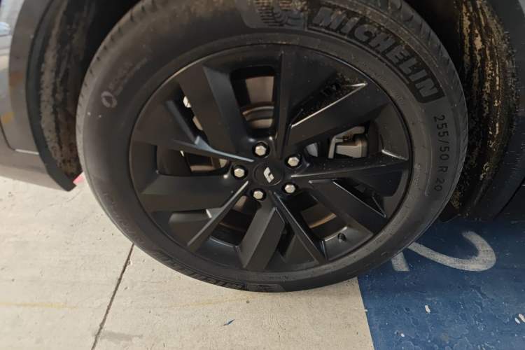 Used Li Auto L8 2023 Max model Exterior 5