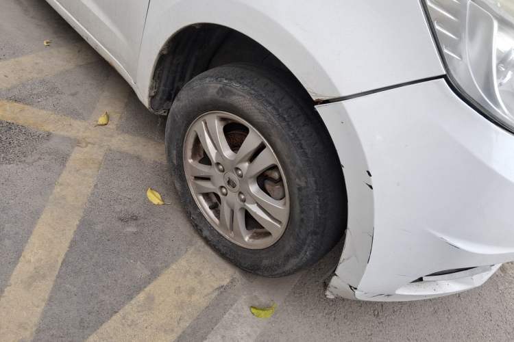 Used CHANGAN OSHAN Olisway EV 2017 Elite Model Right Front Wheel Hub