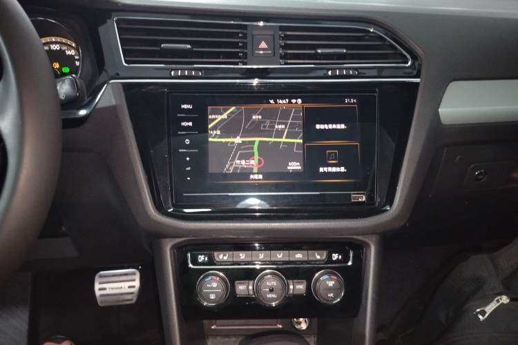 Used Volkswagen Tiguan L 2019 Revised 330TSI Automatic Two-Wheel Drive Smart & Luxury Edition China VI Standard
