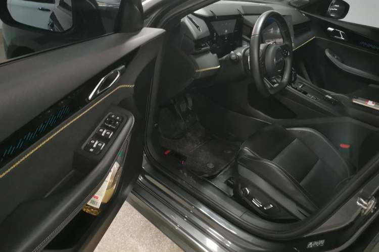 Used Lynk & Co 03 2023 2.0TD DCT H-Power Halo
