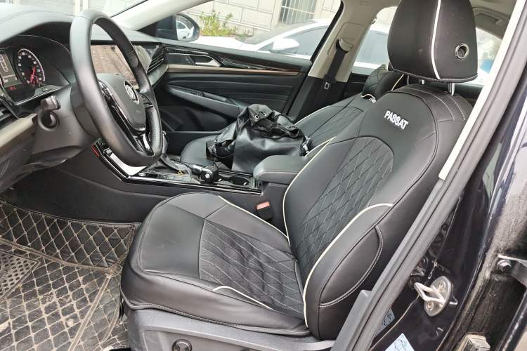 Used Volkswagen Passat 2020 330TSI Elite Edition China VI
